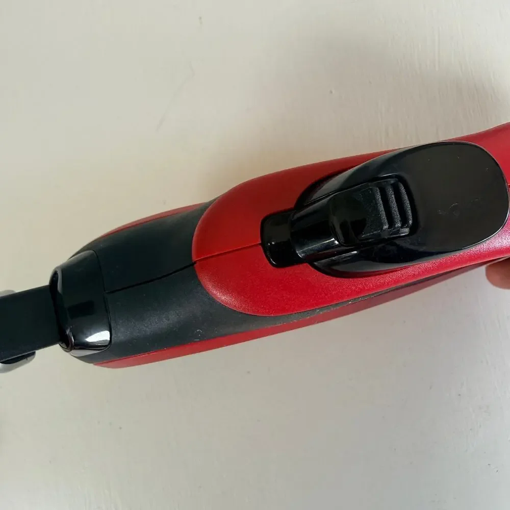Top Paw Red Step-In Harness & TUG Tangle-Free Retractable Leash Bundle